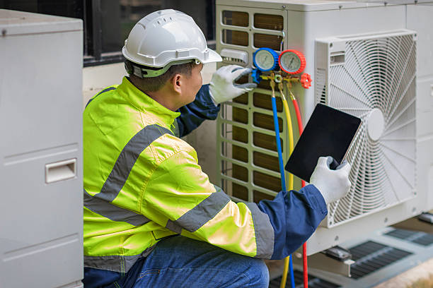Professional Hvac technician working in Chevy Chase, MD